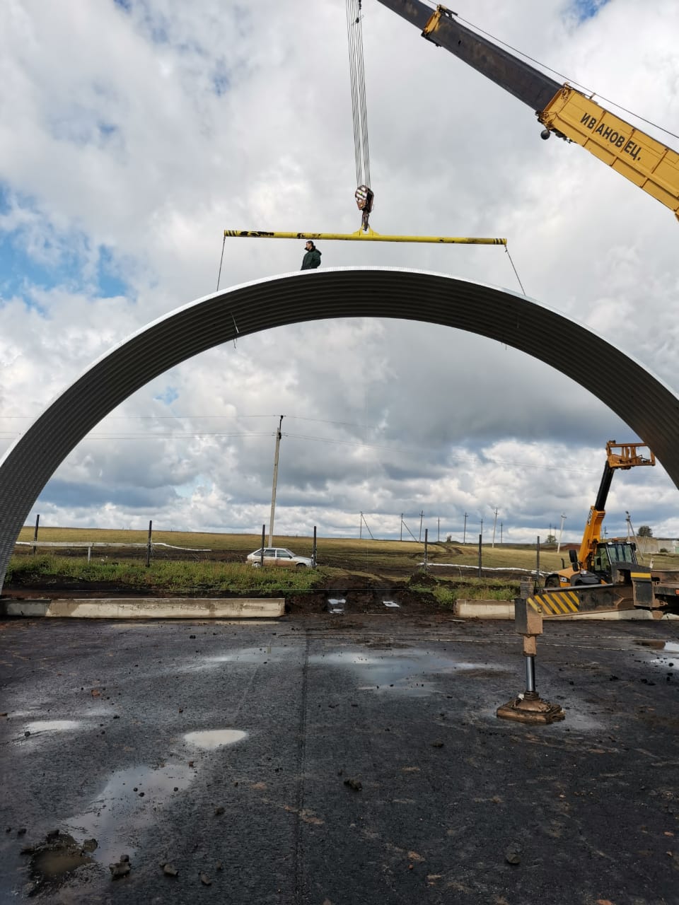 Быстровозводимые бескаркасные ангары