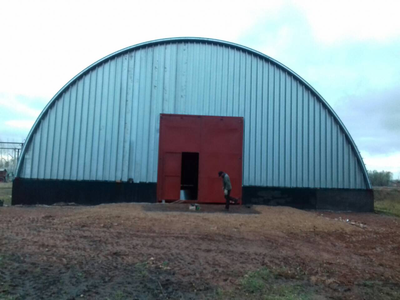 Быстровозводимые бескаркасные ангары