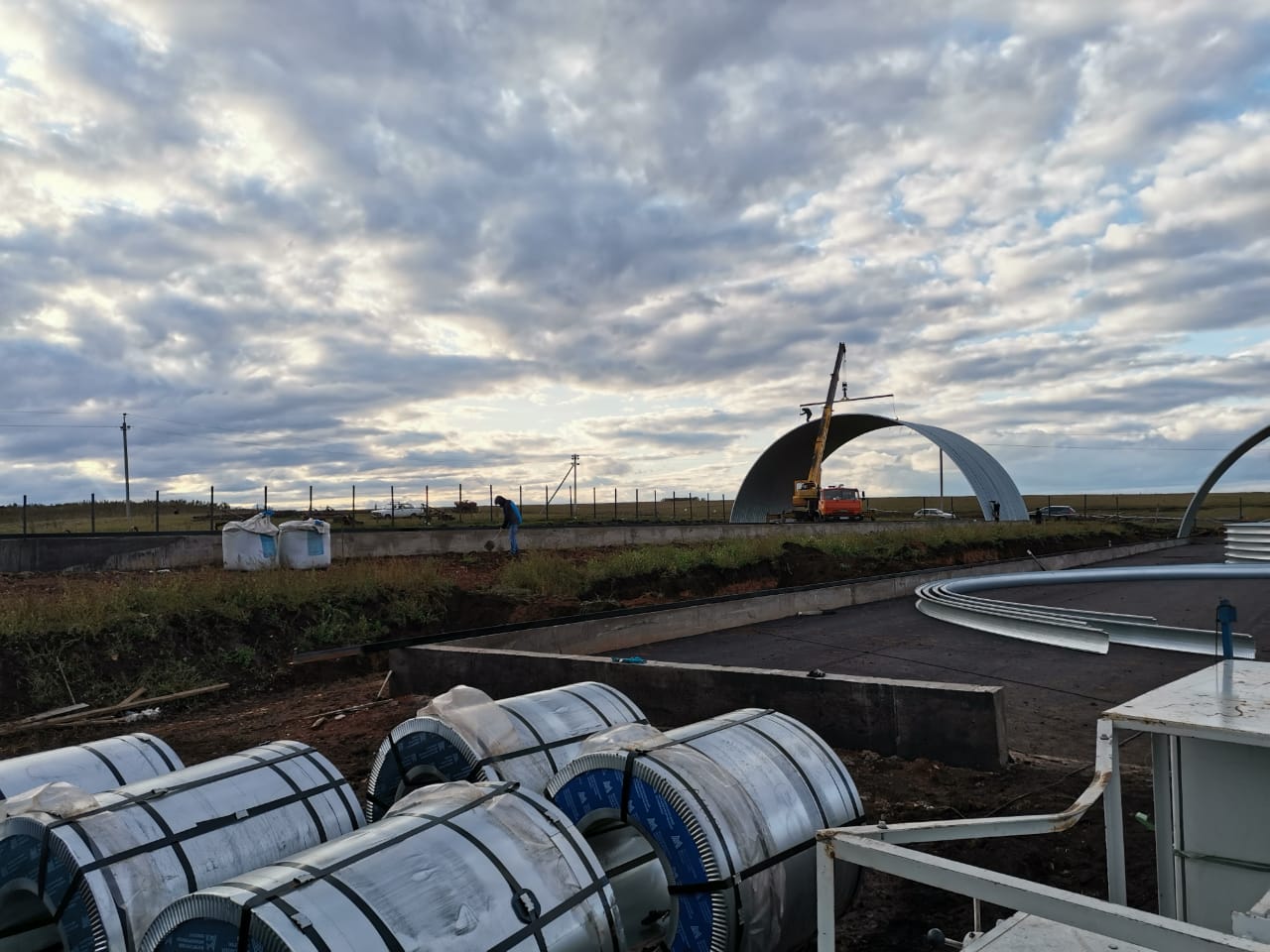 Быстровозводимые бескаркасные ангары