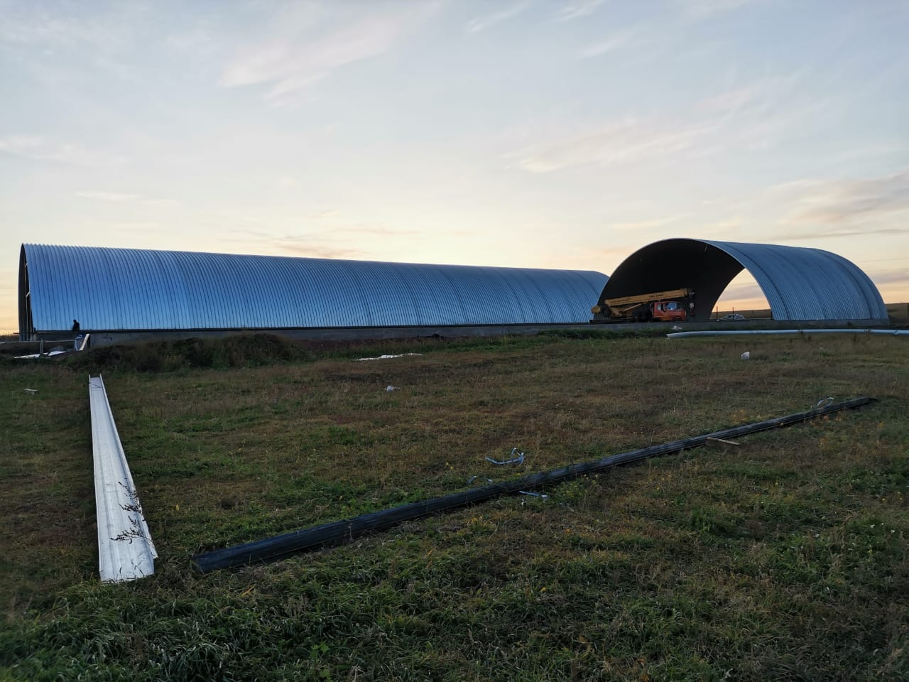 Быстровозводимые бескаркасные ангары