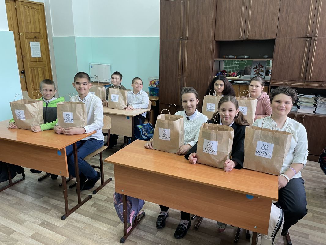 Последний звонок школа 13 (2).jpg Последний звонок школа 13 (2).jpg