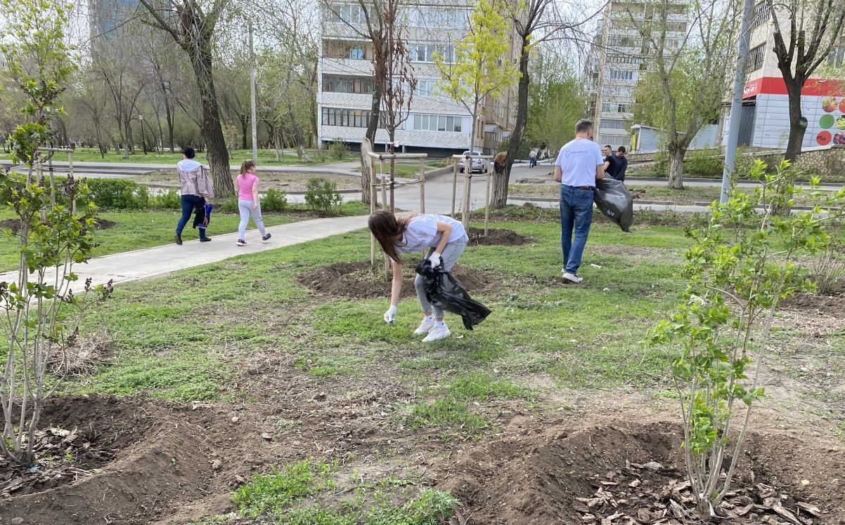 Субботник Кровельсон (1).jpg Субботник Кровельсон (1).jpg