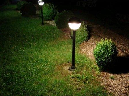 Уличные фонарные столбы